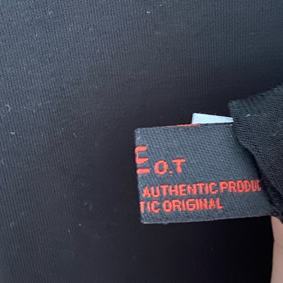 Ruff Black shirt - Picture 5 of 9